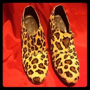 Leopard print pony hair shoes